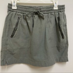 Athleta mini skirt green size 6